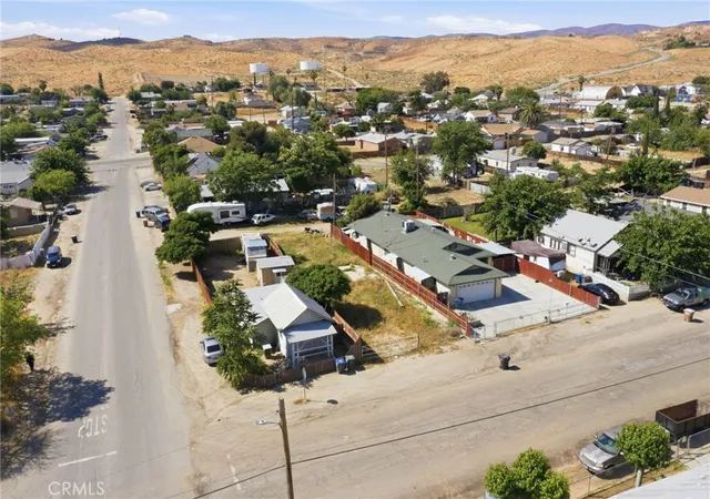 Photo 4 of Land for sale at 149 Crystal, Taft, CA 93268 | MLS# SR26081244 | Listing updated on 2026-04-17