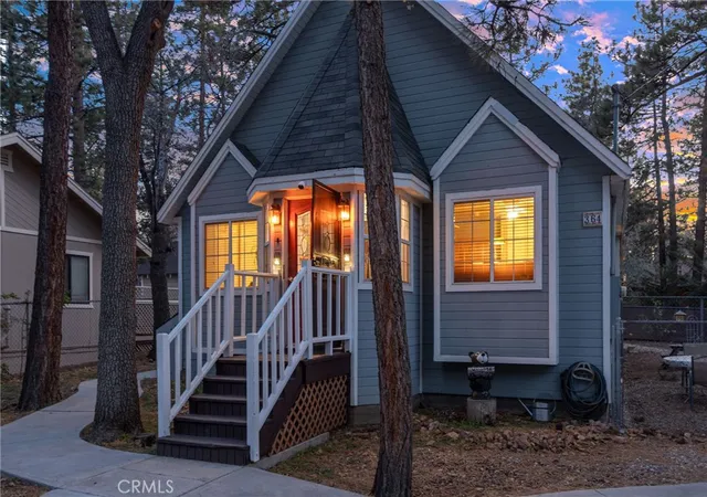 Homes for sale in Sugarloaf, CA | 364 Leonard, Sugarloaf, CA 92386 | MLS# IG26076978