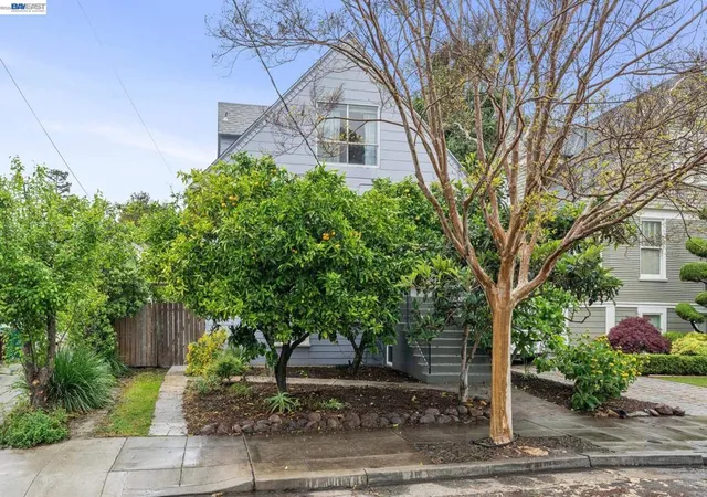 Photo 1 of Sale Pending at 5227 Locksley Ave, Oakland, CA 94618 | MLS# 41131401 | Listing updated on 2026-06-01