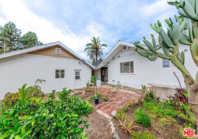2nd image of 4738 New York Ave, La Crescenta, CA 91214 | MLS# 26736865