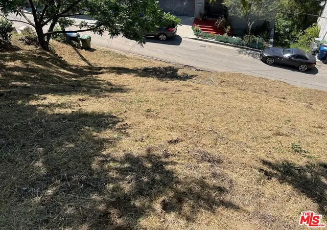 5th image of 2560 N Hines Dr, Los Angeles, CA 90065 | MLS# 26708497