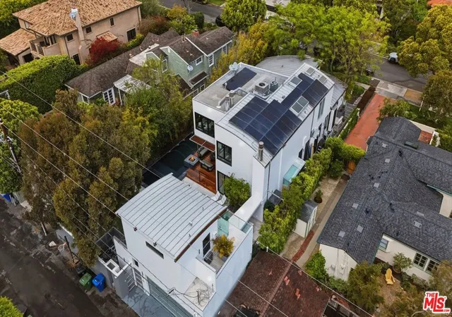 Homes for sale in Santa Monica, CA | 624 23rd St, Santa Monica, CA 90402 | MLS# 26670613