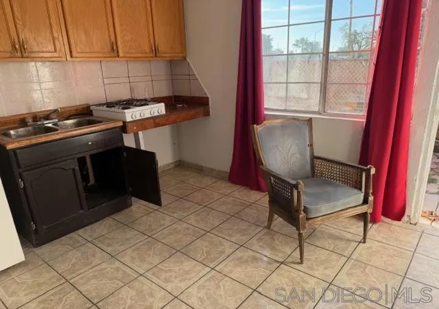 Photo 2 of Single family home for sale at 200 Lopez Ct, Calexico, CA 92231 | MLS# 260009250SD | Listing updated on 2026-10-02