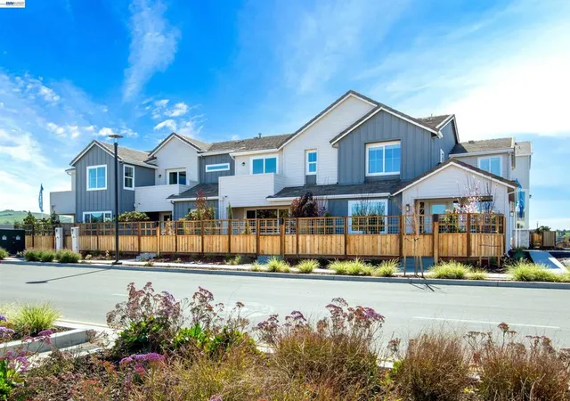 2nd image of 177 Gali Way #2401, Napa, CA 94558 | MLS# 41131427