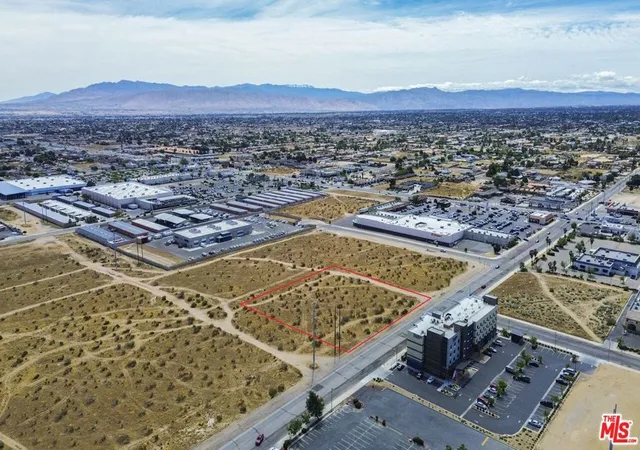 1st image of 0 Cottonwood Ave, Victorville, CA 92395 | MLS# 26750043