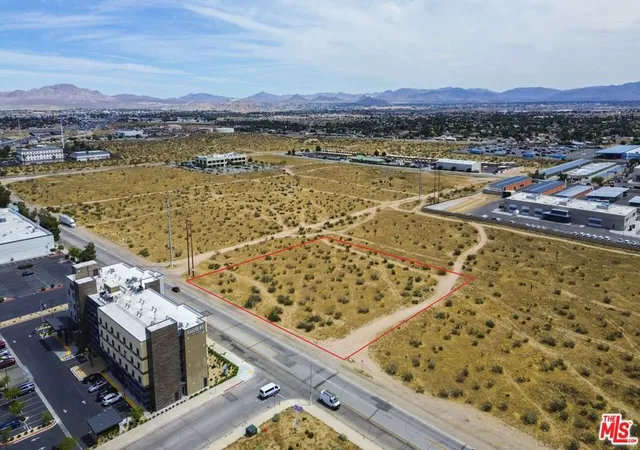 4th image of 0 Cottonwood Ave, Victorville, CA 92395 | MLS# 26750043