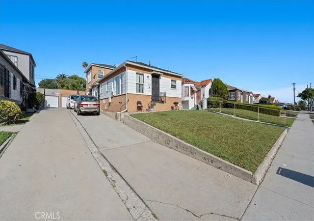 3rd image of 7831 S Normandie, Los Angeles, CA 90044 | MLS# CV26083183