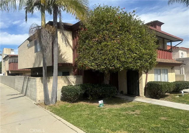 Photo 2 of Multi family home for sale at 2417 Ruhland, Redondo Beach, CA 90278 | MLS# SB26083749 | Listing updated on 2026-09-17