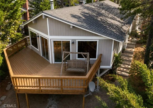 Photo 2 of Single family home for sale at 1962 Nob Hl, Running Springs, CA 92382 | MLS# IG26083677 | Listing updated on 2026-10-07