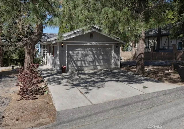 Homes for sale in Running Springs, CA | 1962 Nob Hill, Running Springs, CA 92382 | MLS# IG26083677