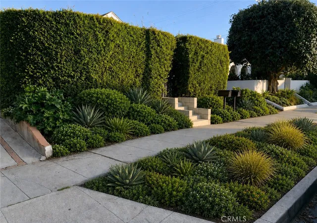 1st image of 716 N Sierra Bonita Ave, Los Angeles, CA 90046 | MLS# WS26083143