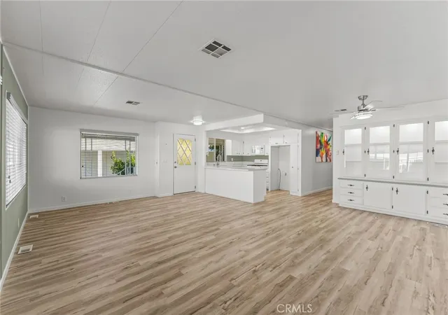 2nd image of 601 N Kirby #246, Hemet, CA 92545 | MLS# IG26083303