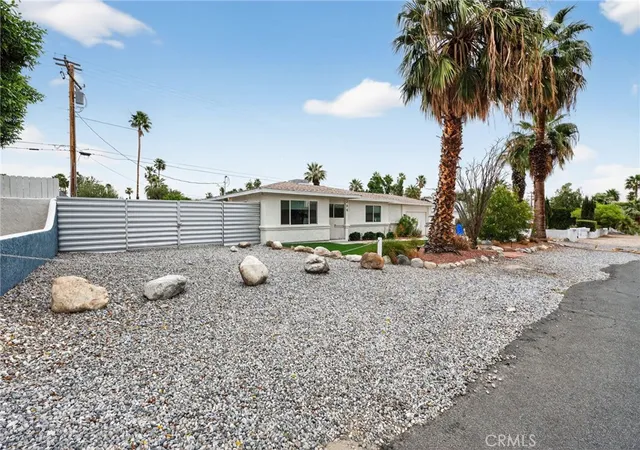 Photo 3 of Single family home for sale at 356 W Cortez, Palm Springs, CA 92262 | MLS# SW26083787 | Listing updated on 2026-09-19