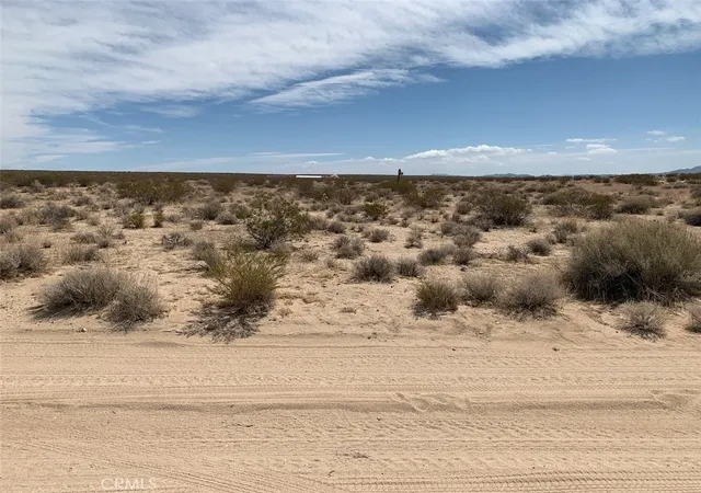3rd image of 0 Zephyr, Helendale, CA 92342 | MLS# SB26083929