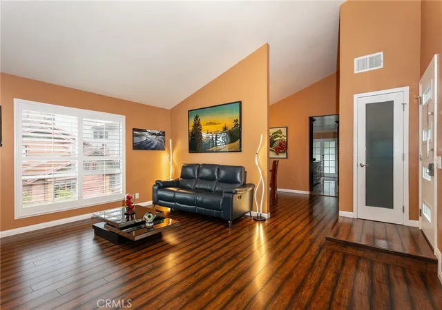 4th image of 20925 Almazan Rd, Woodland Hills, CA 91364 | MLS# SR26076561