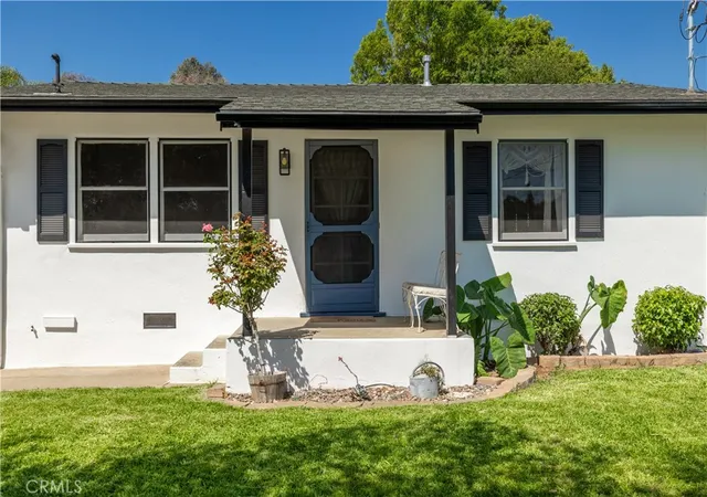 Homes for sale in Fallbrook, CA | 155 Barhaven Ln, Fallbrook, CA 92028 | MLS# SW26083559