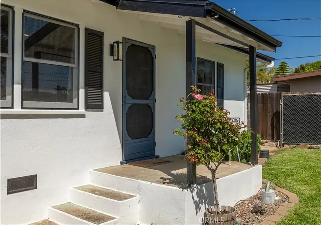 Homes for sale in Fallbrook, CA | 155 Barhaven Ln, Fallbrook, CA 92028 | MLS# SW26083559