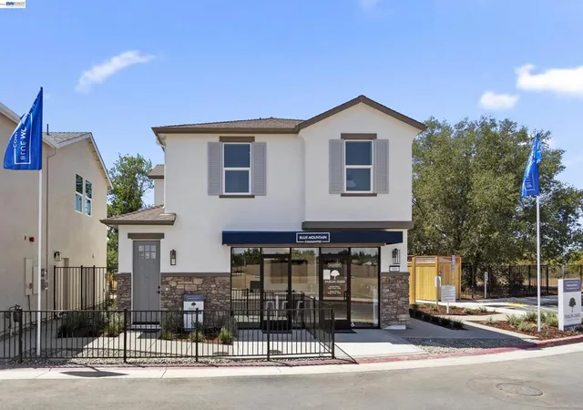 Homes for sale in Galt, CA | 851 Pecan Tree Ln, Galt, CA 95632 | MLS# 41131510
