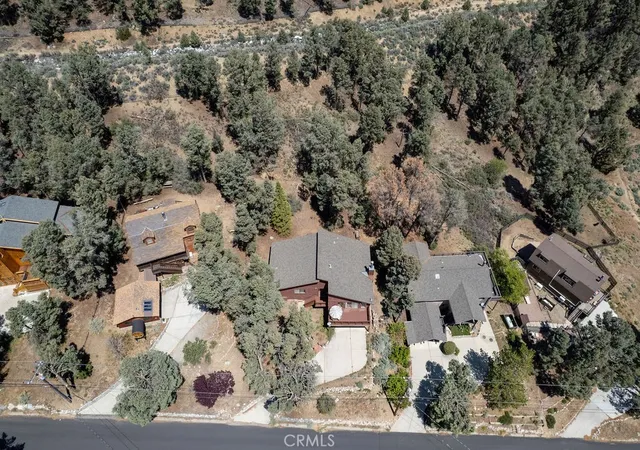 Homes for sale in Pine Mountain Club, CA | 16413 Grizzly, Pine Mountain Club, CA 93222 | MLS# SR26083408