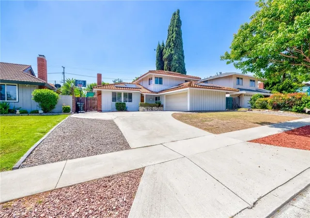 Photo 2 of Single family home for sale at 15610 Pintura, Hacienda Heights, CA 91745 | MLS# PW26083904 | Listing updated on 2026-09-20