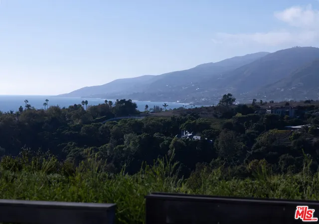 Homes for sale in Malibu, CA | 29500 Heathercliff Rd #275, Malibu, CA 90265 | MLS# 26752613