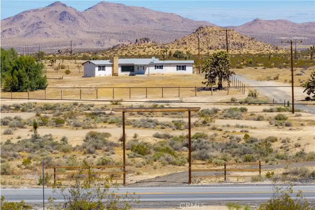 Photo 1 of Sale Pending at 18531 E Palmdale Blvd, Palmdale, CA 93591 | MLS# SR26084095 | Listing updated on 2026-10-22