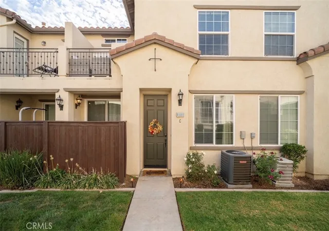 Photo 1 of Condo for sale at 41880 Davenport Way #C, Murrieta, CA 92562 | MLS# IV26084116 | Listing updated on 2026-09-01