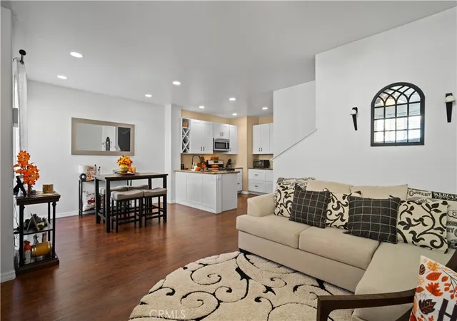 Photo 3 of Condo for sale at 41880 Davenport Way #C, Murrieta, CA 92562 | MLS# IV26084116 | Listing updated on 2026-09-01