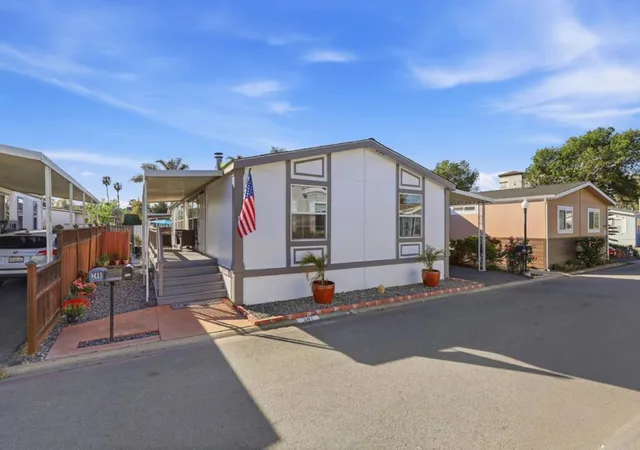 Photo 3 of Sale Pending at 600 E Weddell Dr #247, Sunnyvale, CA 94089 | MLS# ML82043654 | Listing updated on 2026-08-31