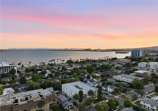 Homes for sale in Long Beach, CA | 2500 2nd, Long Beach, CA 90803 | Houzeo
