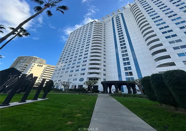 Homes for sale in Long Beach, CA | 525 E Seaside Wy #1509, Long Beach, CA 90802 | MLS# DW26082441