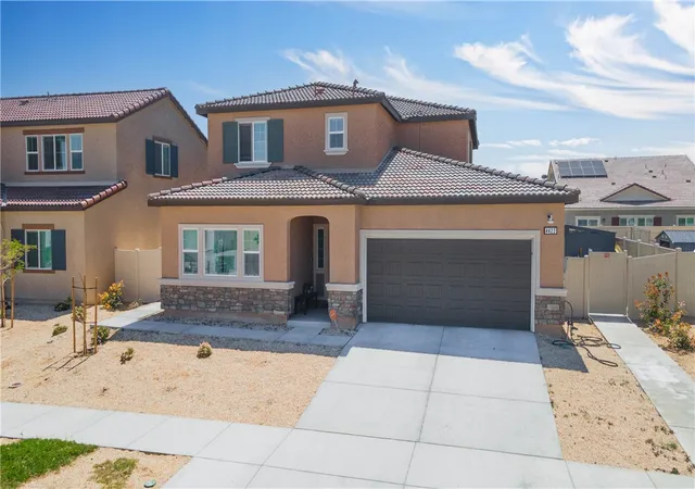 3rd image of 4422 Jade Ct, Lancaster, CA 93536 | MLS# SR26084204