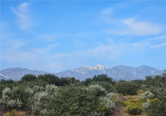 Homes for sale in Oak Hills, CA | 357 311 02, Oak Hills, CA 92344 | MLS# CV26084226