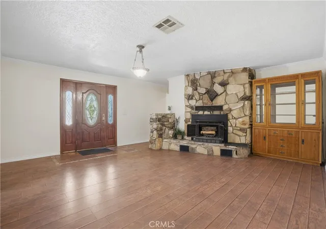 4th image of 39646 87Th W, Leona Valley, CA 93551 | MLS# SR26084235