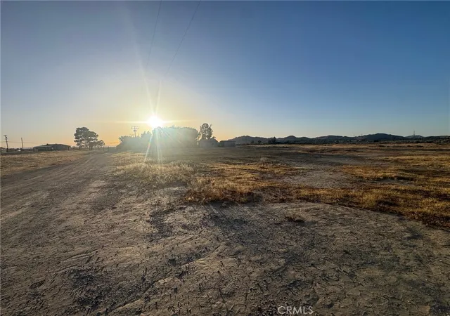 2nd image of 171 Avenue Q12, Llano, CA 93591 | MLS# SR26084248
