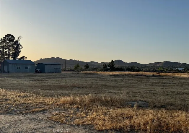 4th image of 171 Avenue Q12, Llano, CA 93591 | MLS# SR26084248