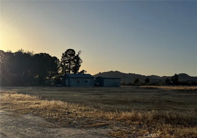 5th image of 171 Avenue Q12, Llano, CA 93591 | MLS# SR26084248