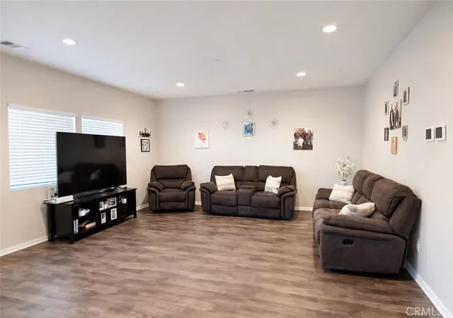 Homes for sale in Victorville, CA | 11892 Espola, Victorville, CA 92392 | MLS# WS26084345