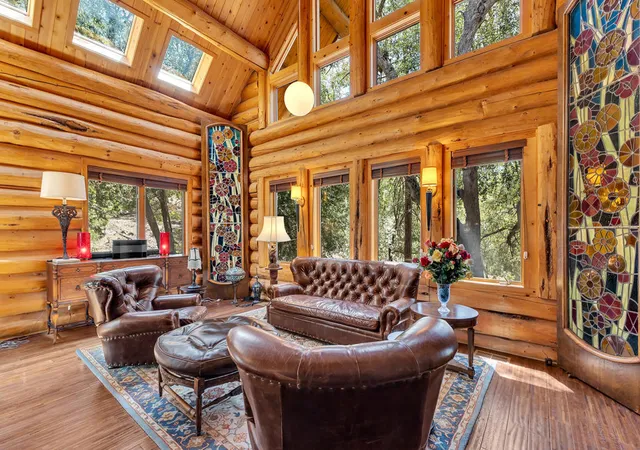 3rd image of 52381 Laurel Trl, Idyllwild, CA 92549 | MLS# 219146640DA