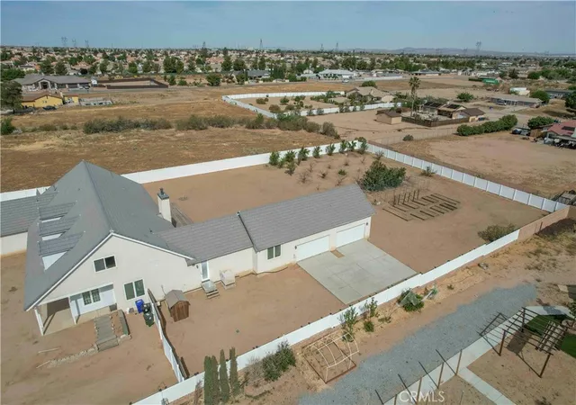 4th image of 14042 Estero, Victorville, CA 92392 | MLS# HD26083977
