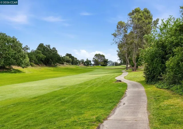 2nd image of 1473 Marchbanks Dr #4, Walnut Creek, CA 94598 | MLS# 41131566