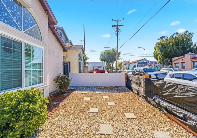 43rd image of 34 E Louise, Long Beach, CA 90805 | MLS# RS26084515