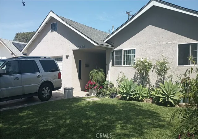Homes for sale in Santa Ana, CA | 2213 Artesia St St, Santa Ana, CA 92704 | MLS# IG26084590