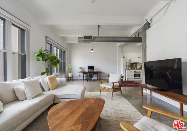 5th image of 814 S Spring St #8, Los Angeles, CA 90014 | MLS# 26751787