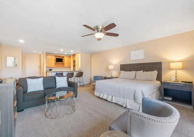 2nd image of 73850 Fairway Dr, Palm Desert, CA 92260