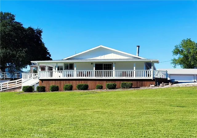 3rd image of 24960 2Nd Ave, Los Molinos, CA 96055 | MLS# SN26084675