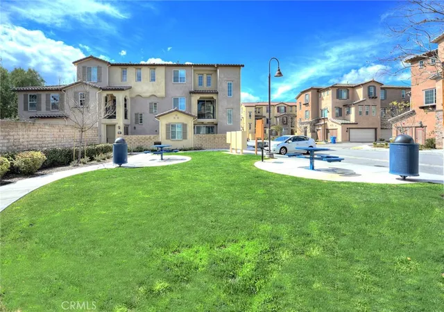 32nd image of 443 Stratus Ln #4, Simi Valley, CA 93065 | MLS# SR26084409
