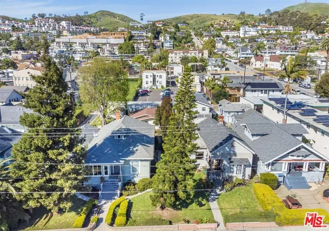 1st image of 1053 E Santa Clara St, Ventura, CA 93001 | MLS# 26758659