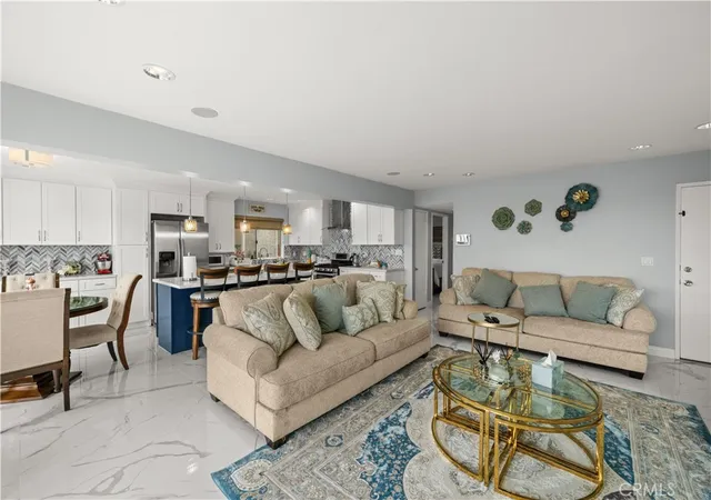 4th image of 805 Ocean #4, Seal Beach, CA 90740 | MLS# OC26084809