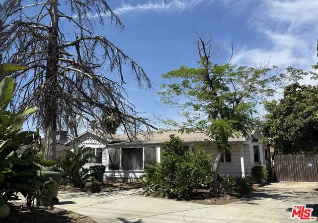 Homes for sale in Sun Valley, CA | 11229 Saticoy St, Sun Valley, CA 91352 | MLS# 26758149